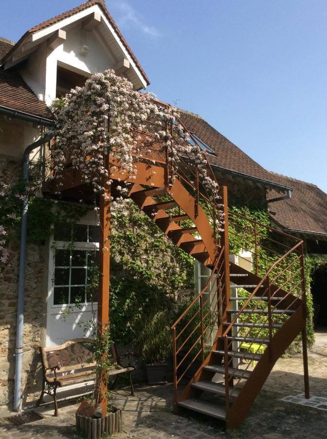 Bed and Breakfast L'Orme Des Voyageurs Boutigny Exteriér fotografie
